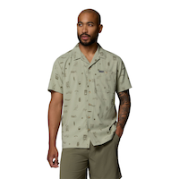 Columbia Men's Utilizer Camp Collar Print Short Sleeve Shirt