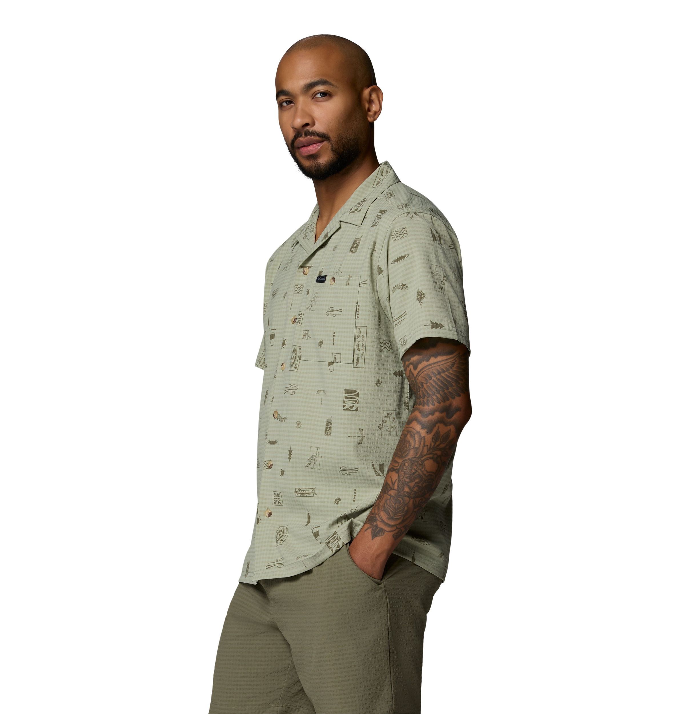 Columbia Men's Utilizer Camp Collar Print Short Sleeve Shirt
