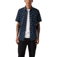 Levi's Men's Short Sleeve Classic 1 Pocket Shirt Front_Flat