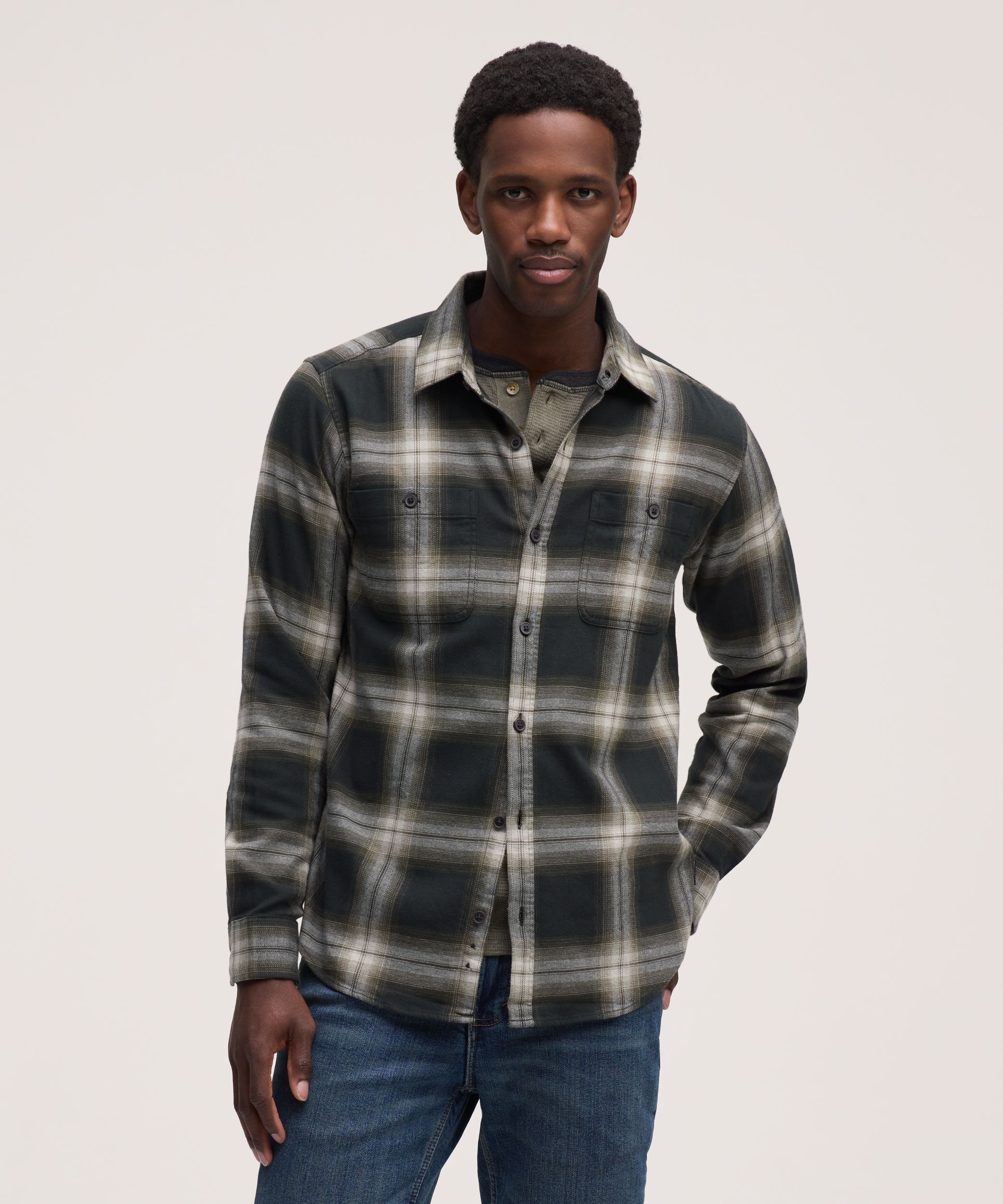 WindRiver Men's Contrast Basic Stretch Flannel Shirt