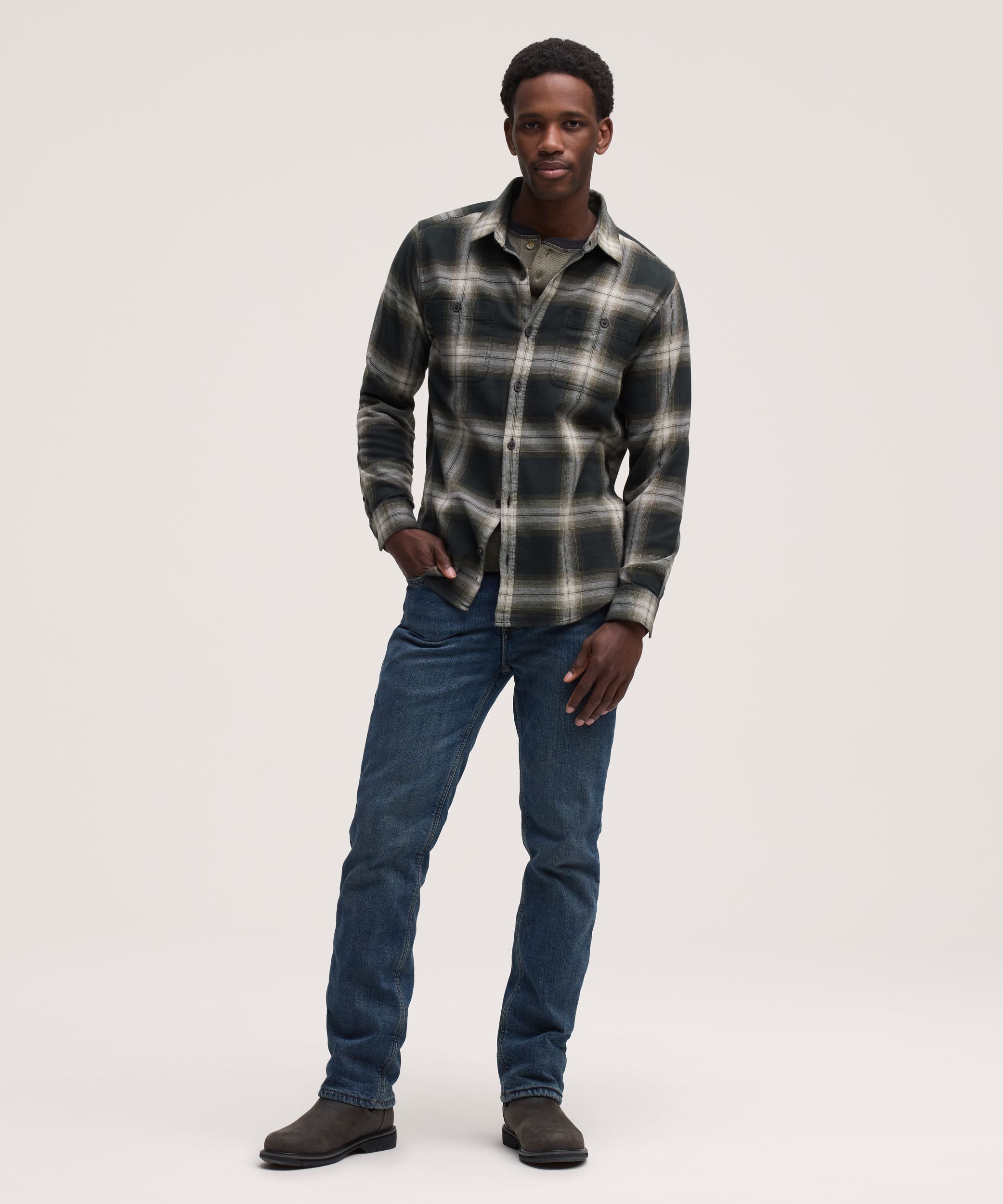 WindRiver Men's Contrast Basic Stretch Flannel Shirt