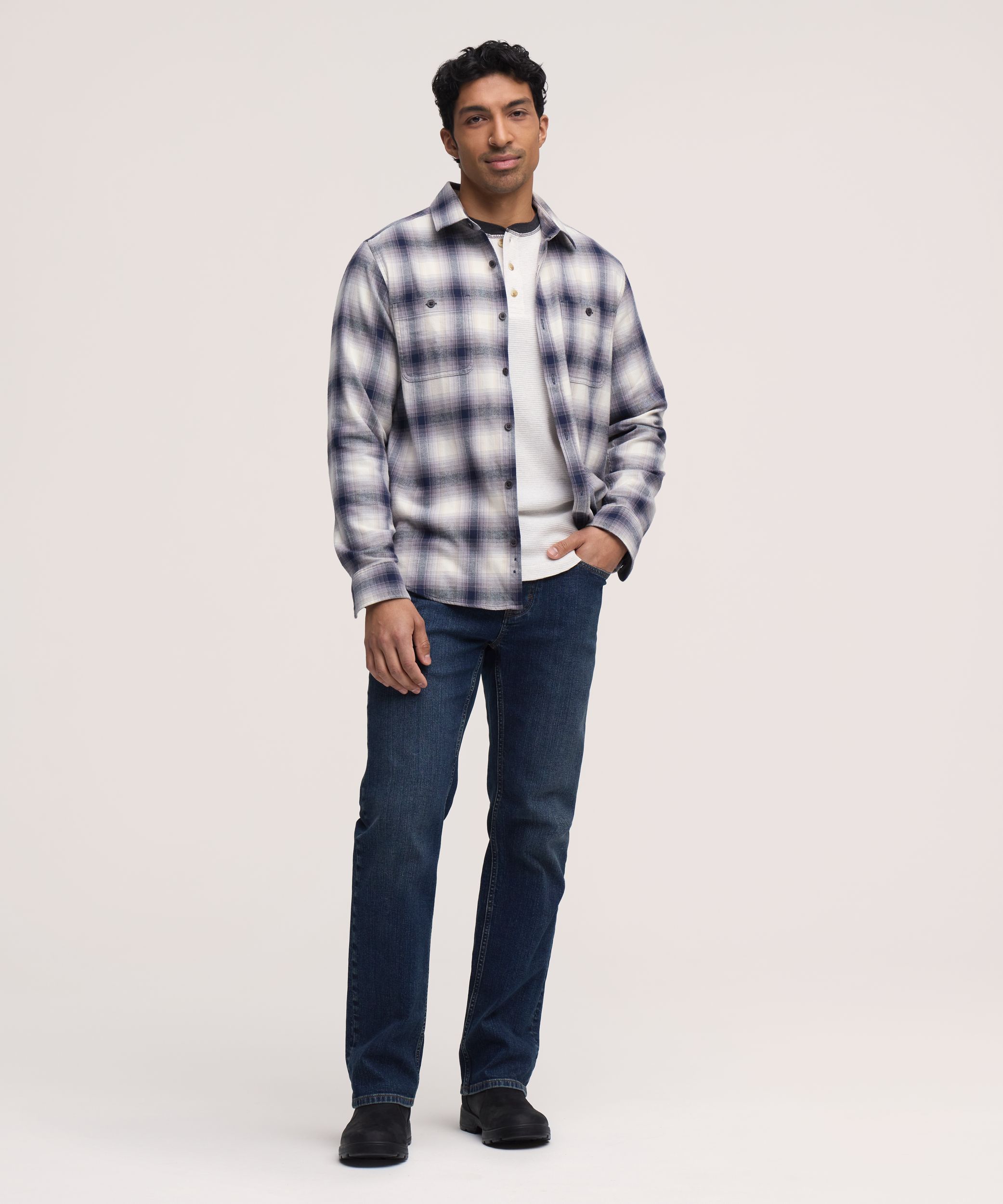 WindRiver Men's Contrast Basic Stretch Flannel Shirt