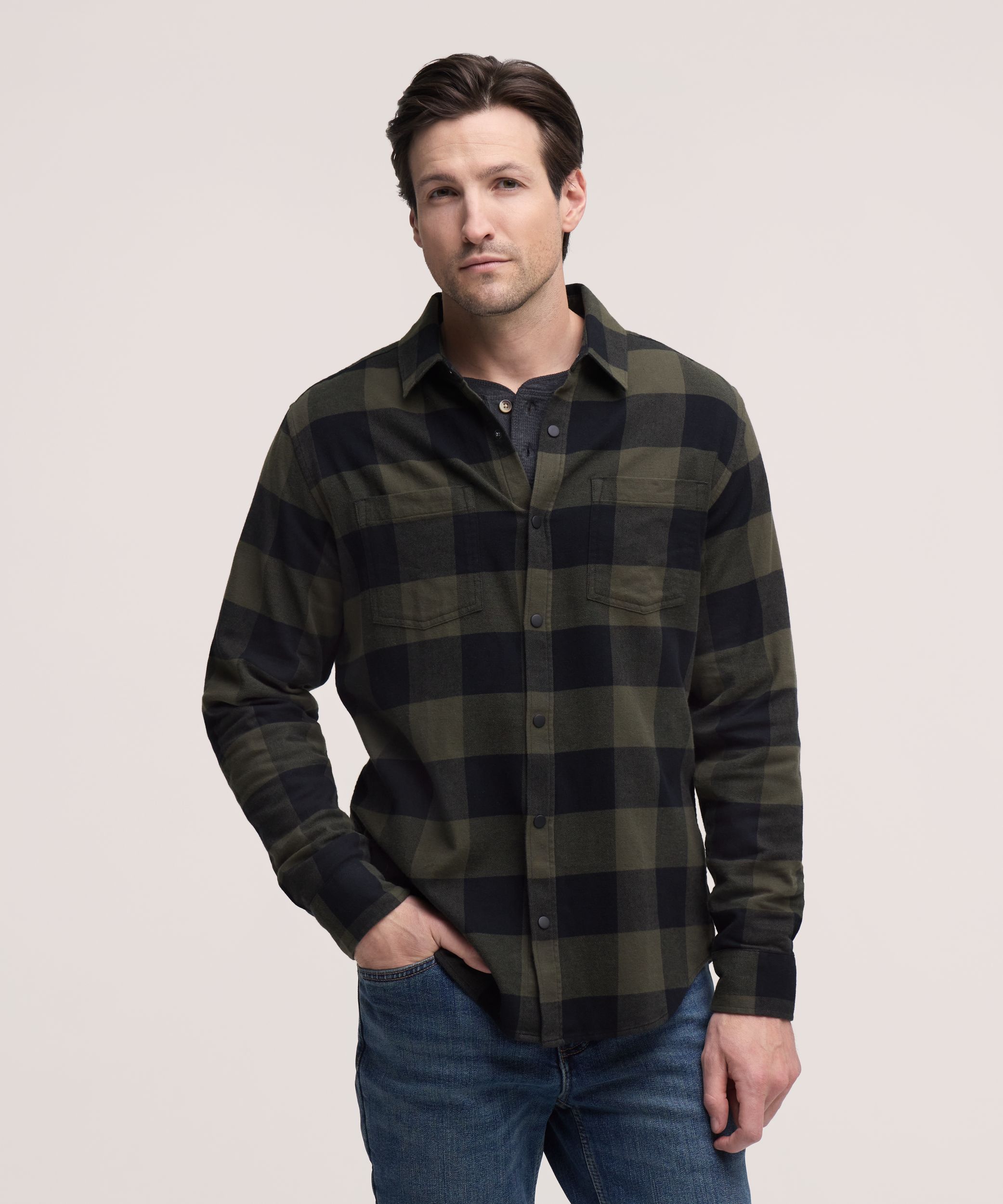 WindRiver Men's Basic Stretch Snap-Front Flannel Shirt
