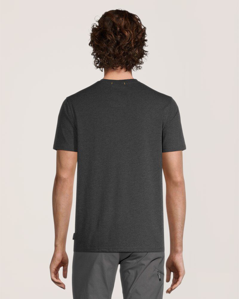 WindRiver Men's Wild Free Mountain Graphic T Shirt