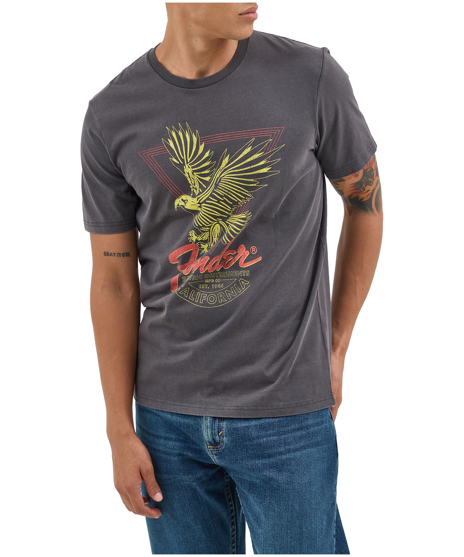T-shirt graphique pour hommes, Fender et aigle, Wrangler
No CS photo for this one
