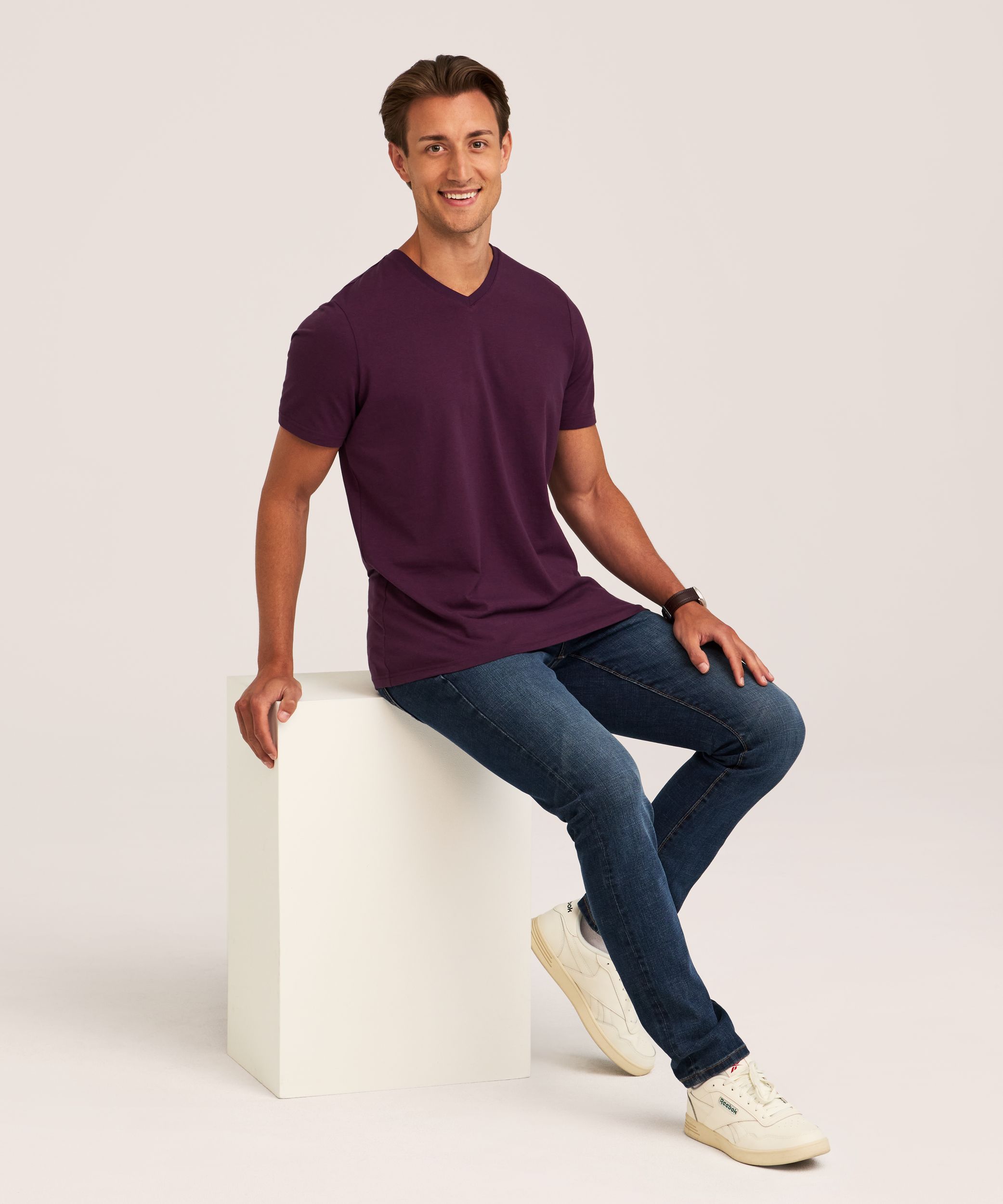 T-shirt saisonnier extensible à encolure en V pour hommes, Denver Hayes