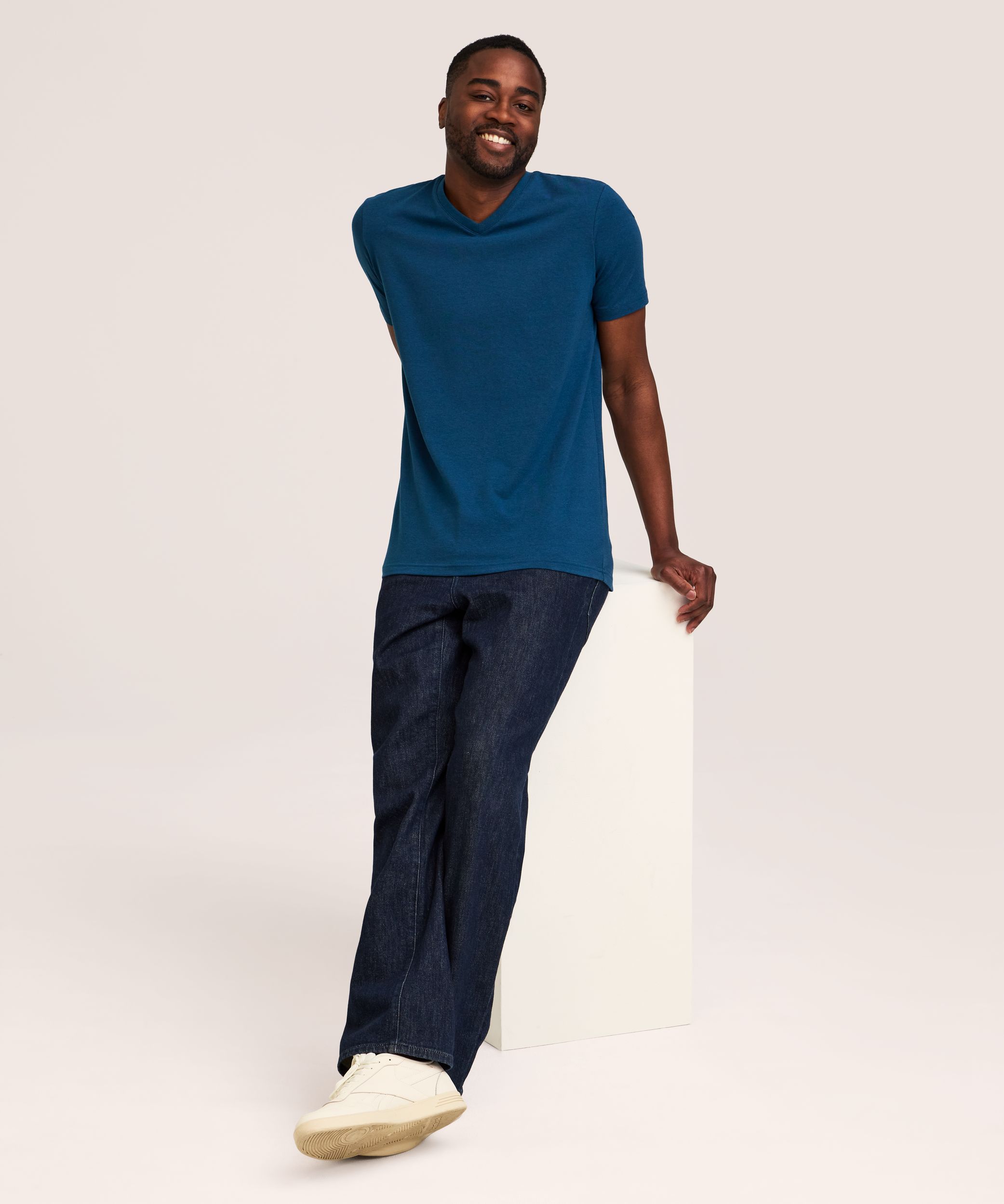 T-shirt saisonnier extensible à encolure en V pour hommes, Denver Hayes