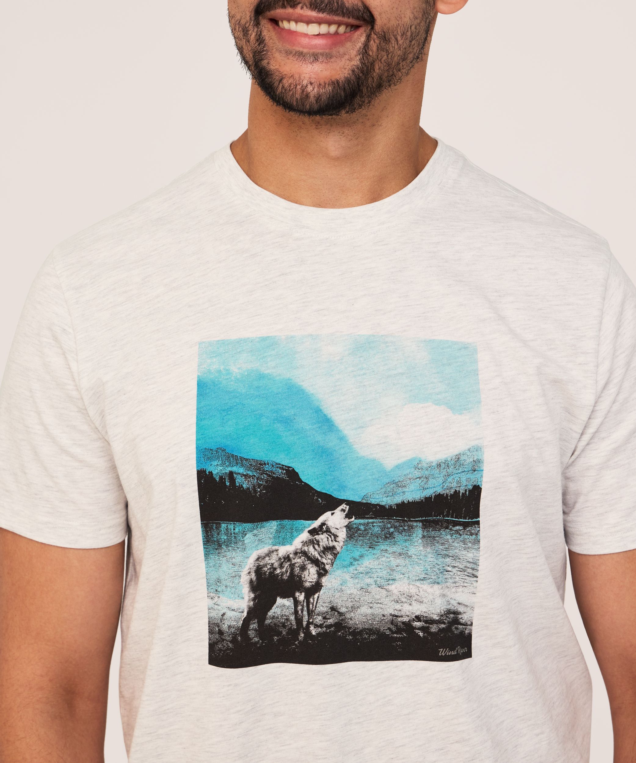 WindRiver Men's Modern Lines Graphic T-Shirt