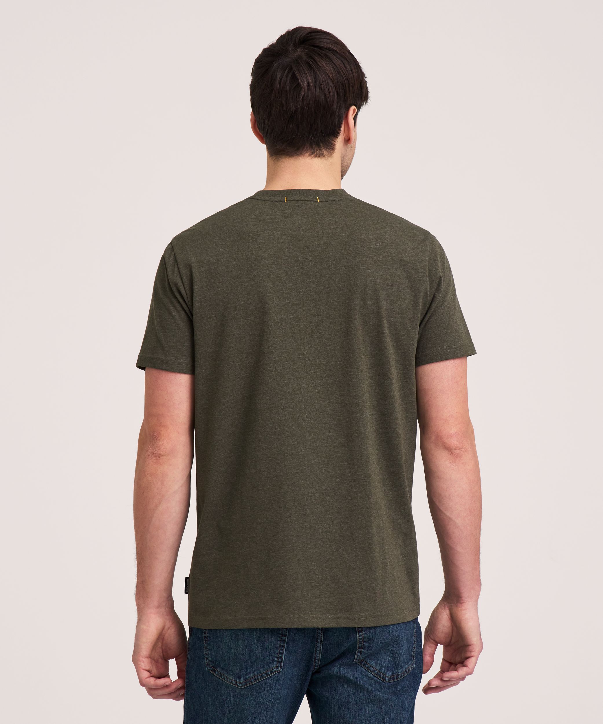 WindRiver Men's Short Sleeve Bear Graphic T-Shirt