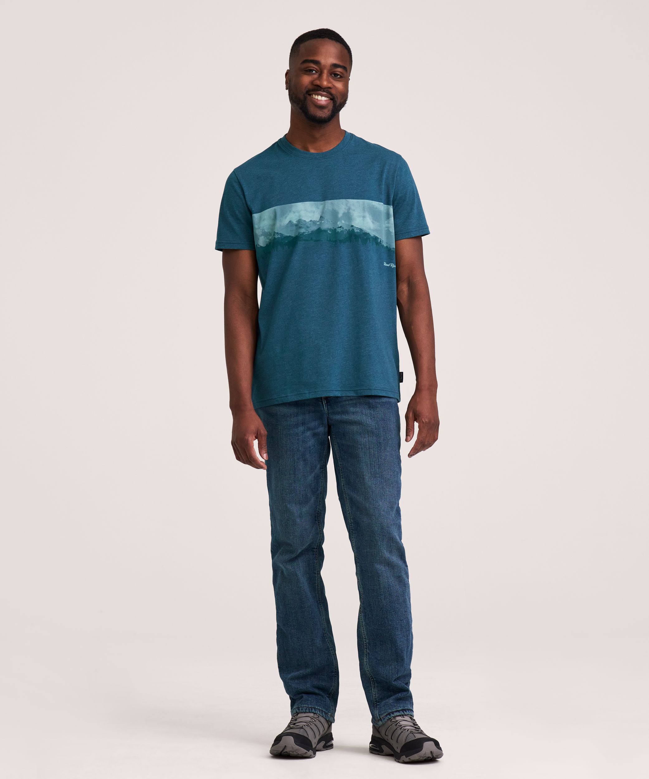 WindRiver Men's Short Sleeve Bear Graphic T-Shirt