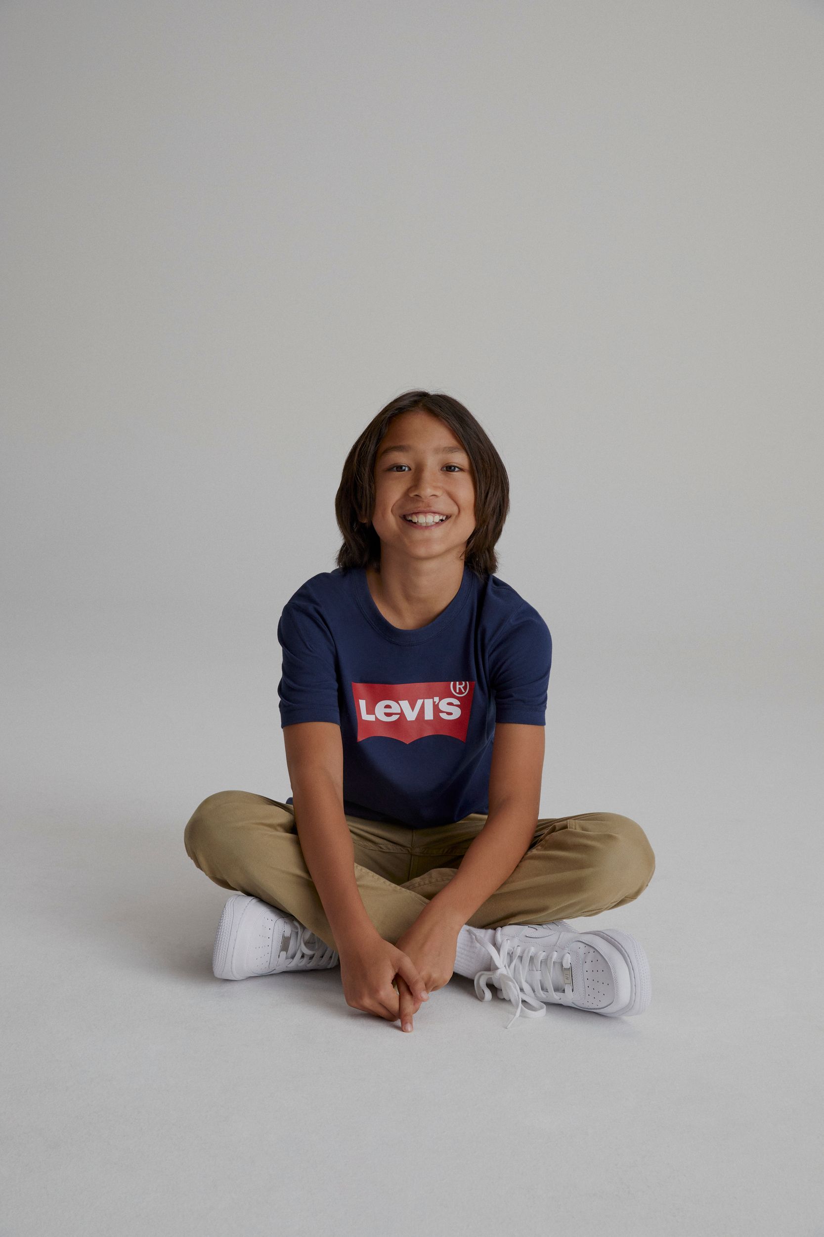 T-shirt à manches courtes avec graphique d'ailes de chauve-souris pour garçons, Levi's