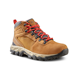 Columbia Bottes de randonnée pour hommes, Newton Ridge, larges Front_Three_Fourths_Angled_Right