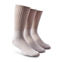 Mi-chaussettes de sport haute performance avec FRESHTECH et Quad Comfort pour hommes, paquet de 3 paires, Matrix Front_Angled_Right