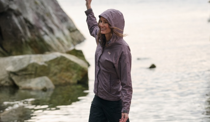 Vêtements et Manteaux pour Femmes