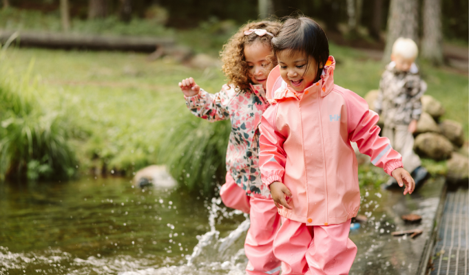 Helly Hansen Vêtements et Manteaux pour enfants