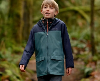 Vêtements et vestes pour enfants achetez-en 1 et obtenez-en 1 à 50 % de rabais*