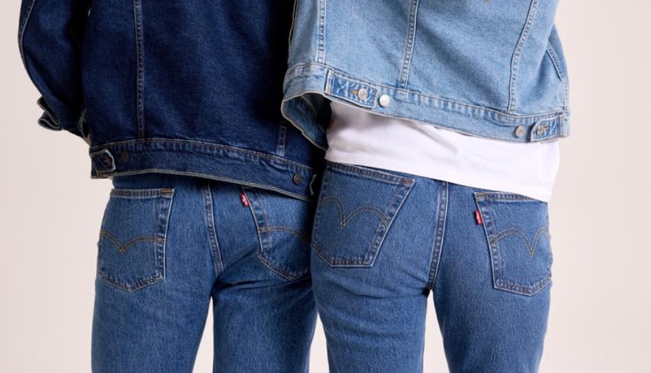 Tous les jeans et vestes en jean à prix courant pour femmes, hommes et enfants achetez-en 1 et obtenez-en 1 à 50% de rabais*