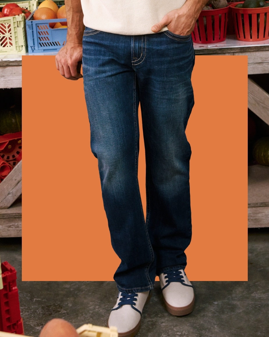 Regular & Straight Fit